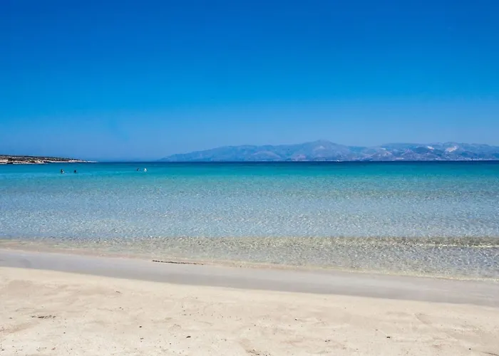 White Rooms Paros