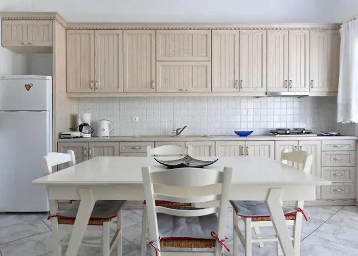 White Rooms Paros